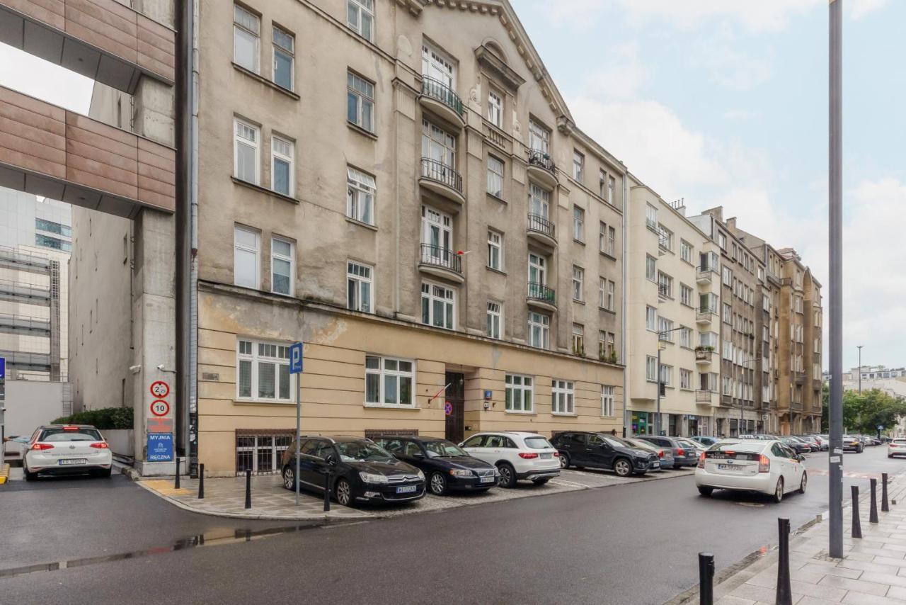 Metro Rondo Onz Apartment By Noclegi Renters Varšava Exteriér fotografie